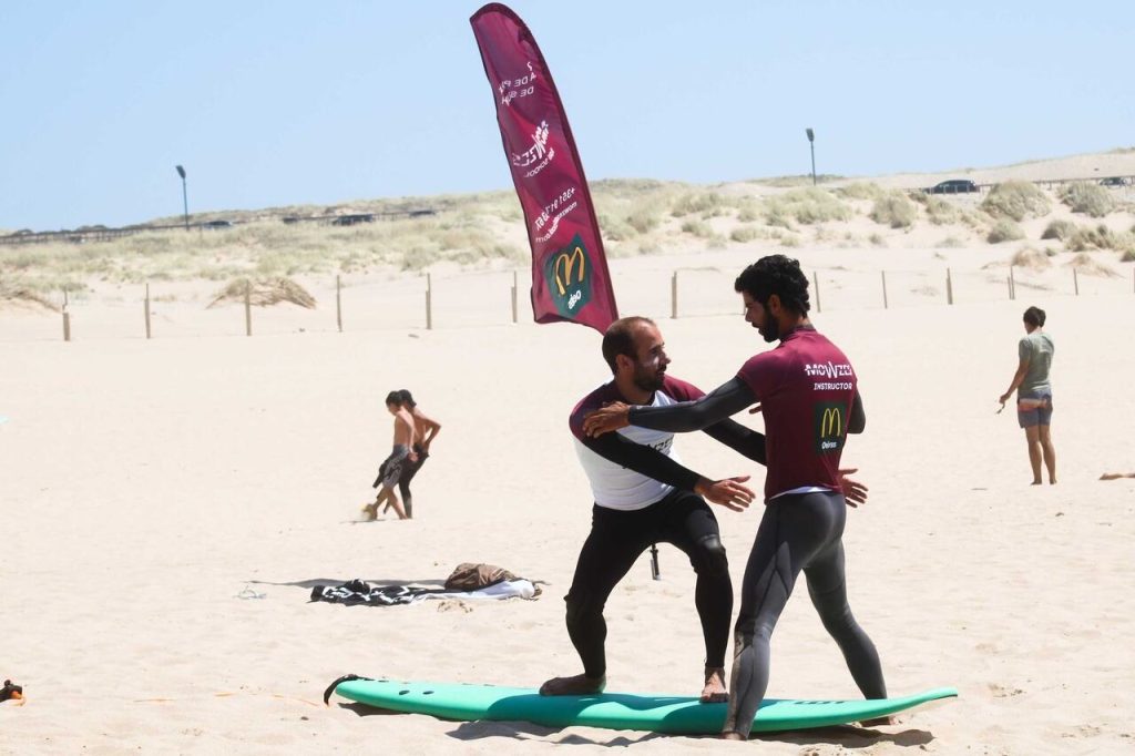 mowzes-surf-school-lisboa-guincho-cascais (8)